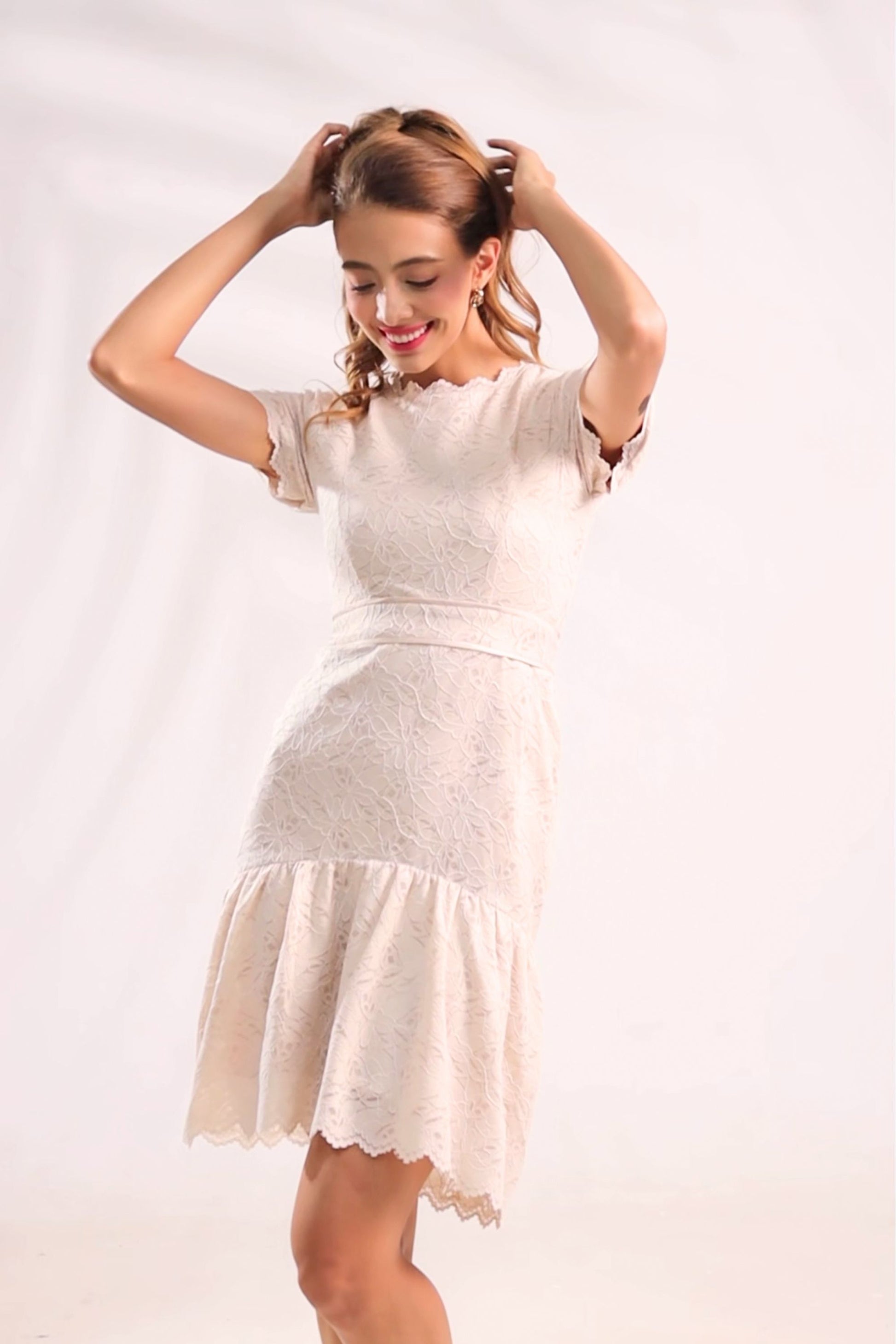 Elora Lace Midi Dress | VANDAMOD Designer Fashion Singapore Elora Lace Midi Dress | VANDAMOD Designer Fashion Singapore